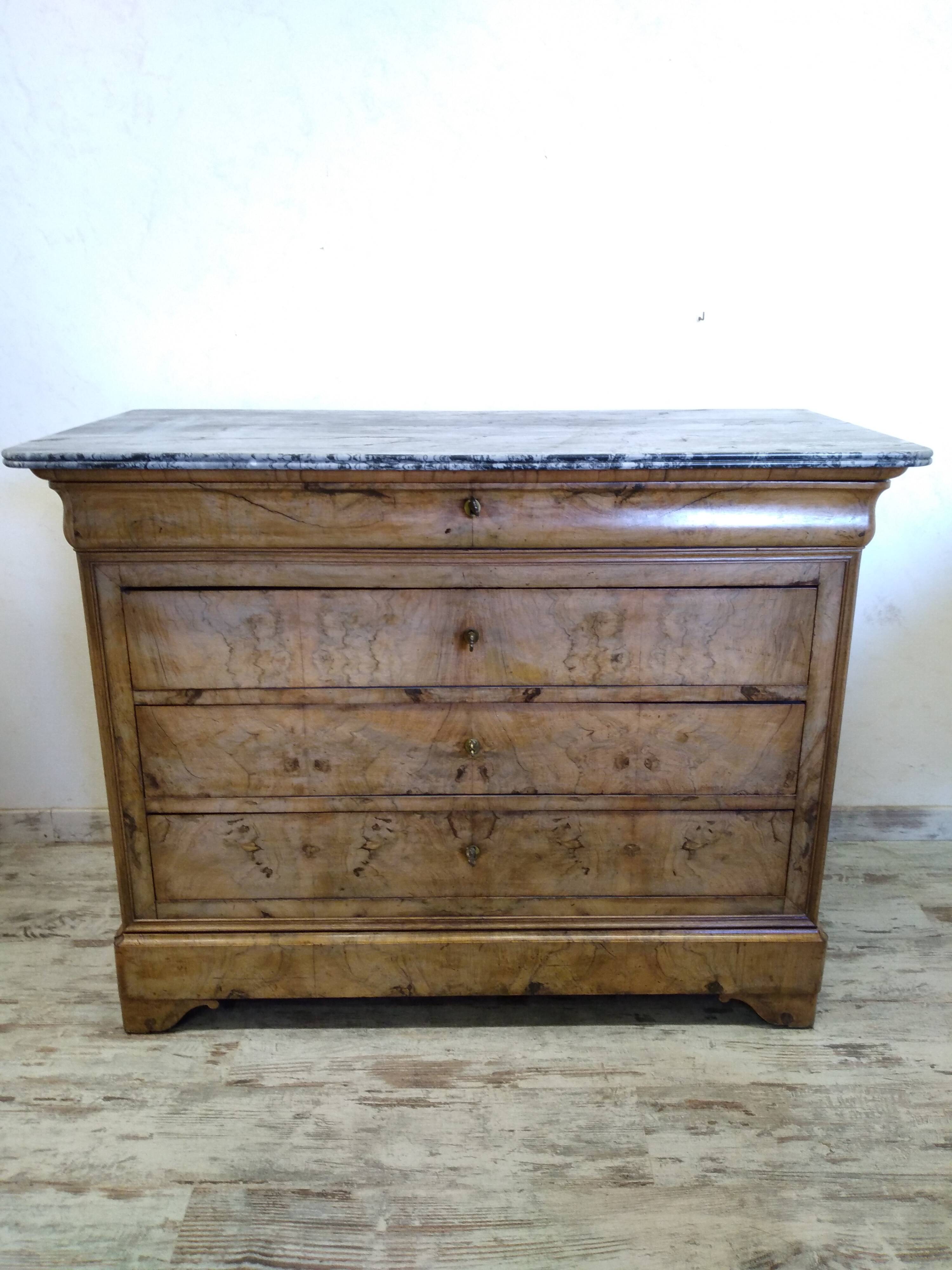 Chest of drawers with marble