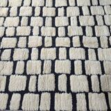 Moroccan Berber rug white-black 200cmx300cm
