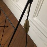 Tablet floor lamp and magazine holder with diabolo