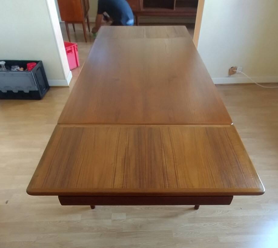 Dining table by Johannes Andersen