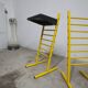 Paire de tabouret de bar italien ajustables jaune laqué et noir