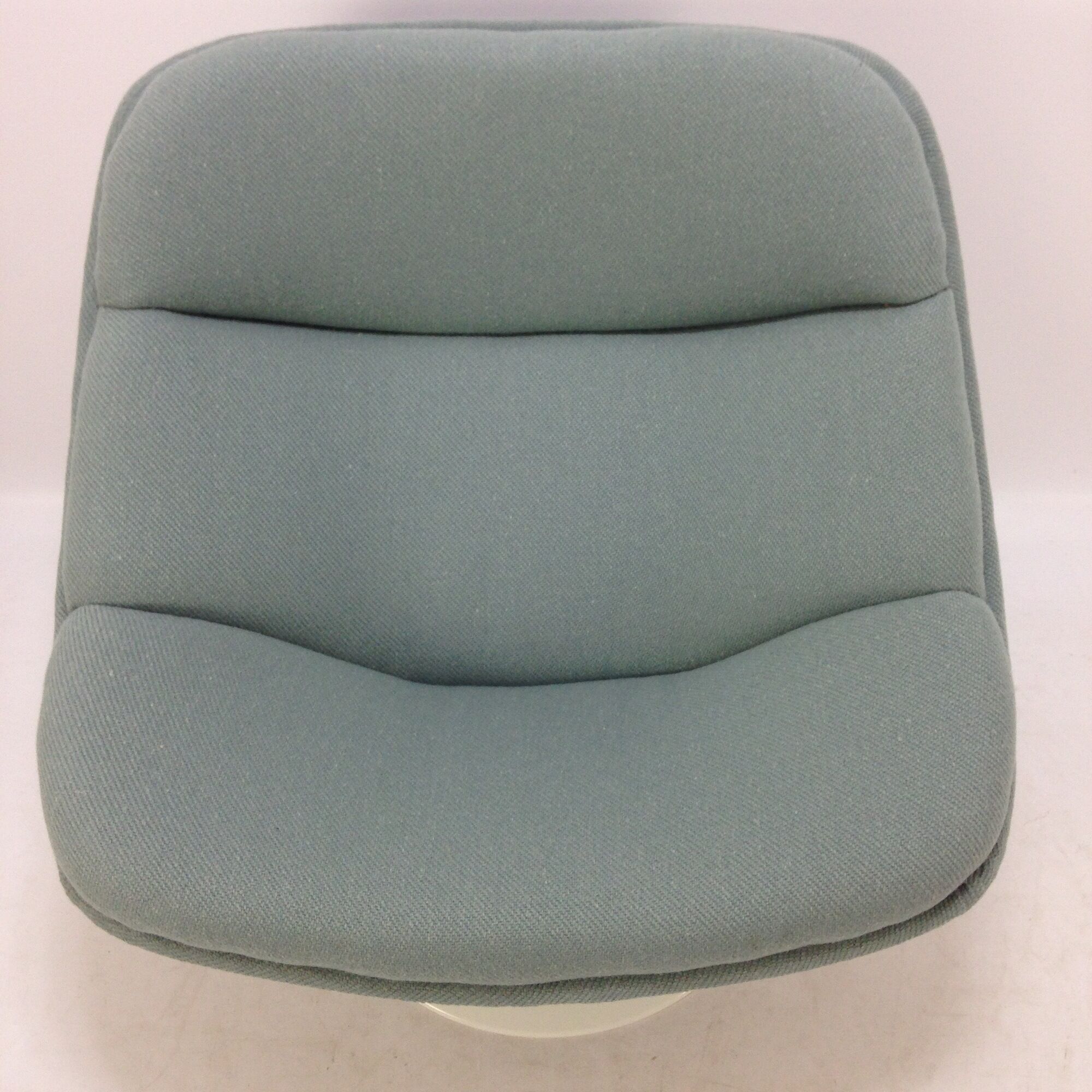 F557 oyster lounge chair by Pierre Paulin for Artifort, 1960