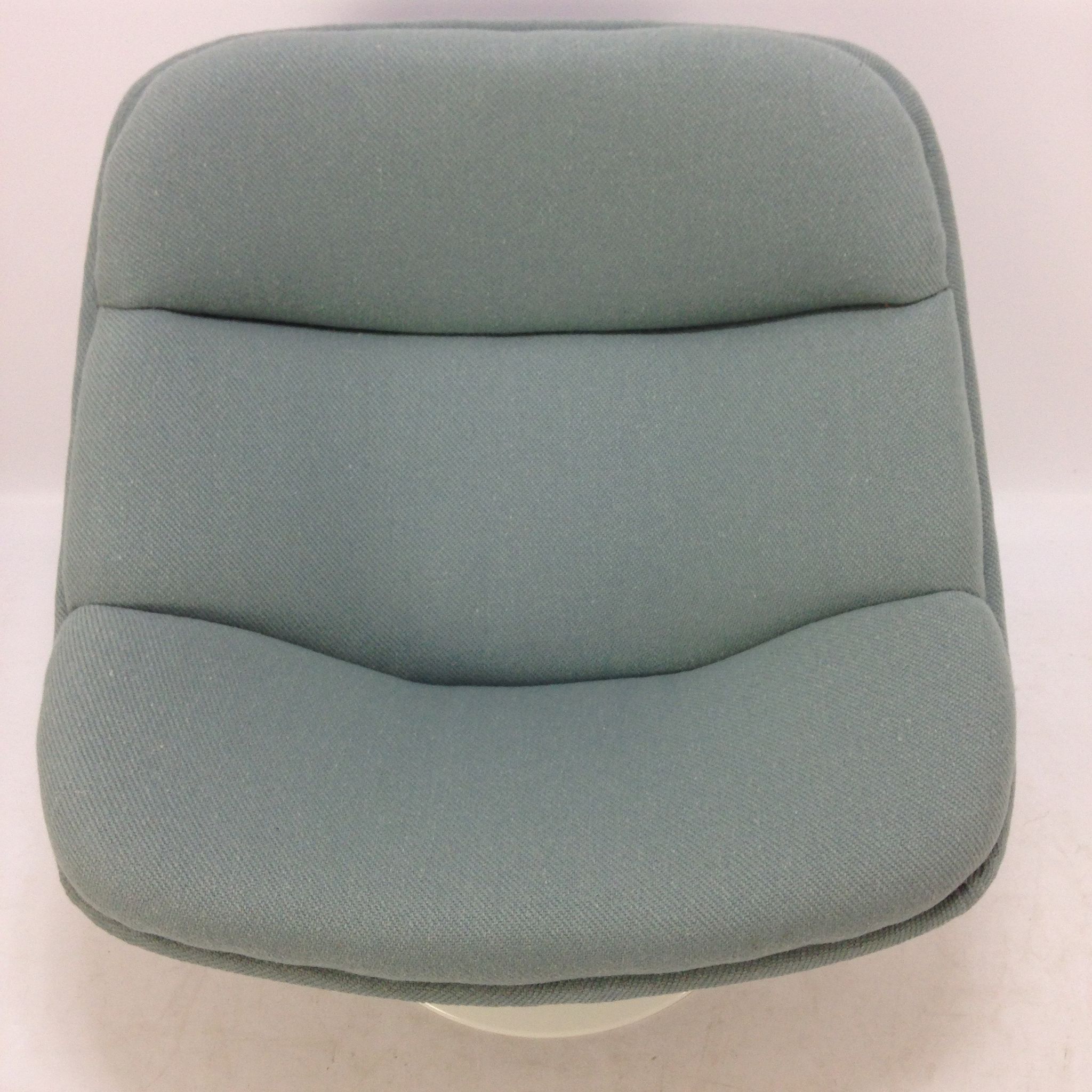 F557 oyster lounge chair by Pierre Paulin for Artifort, 1960