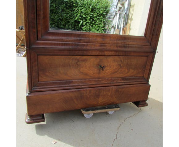 Mahogany one-piece ice cream cupboard cabinet