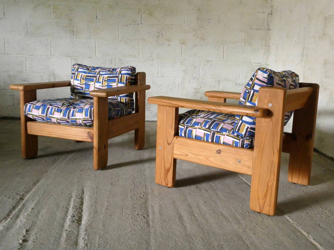 pair of pine armchairs, 1970