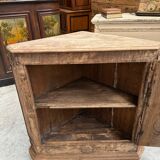 Corner cabinet in oak from the 18th century.