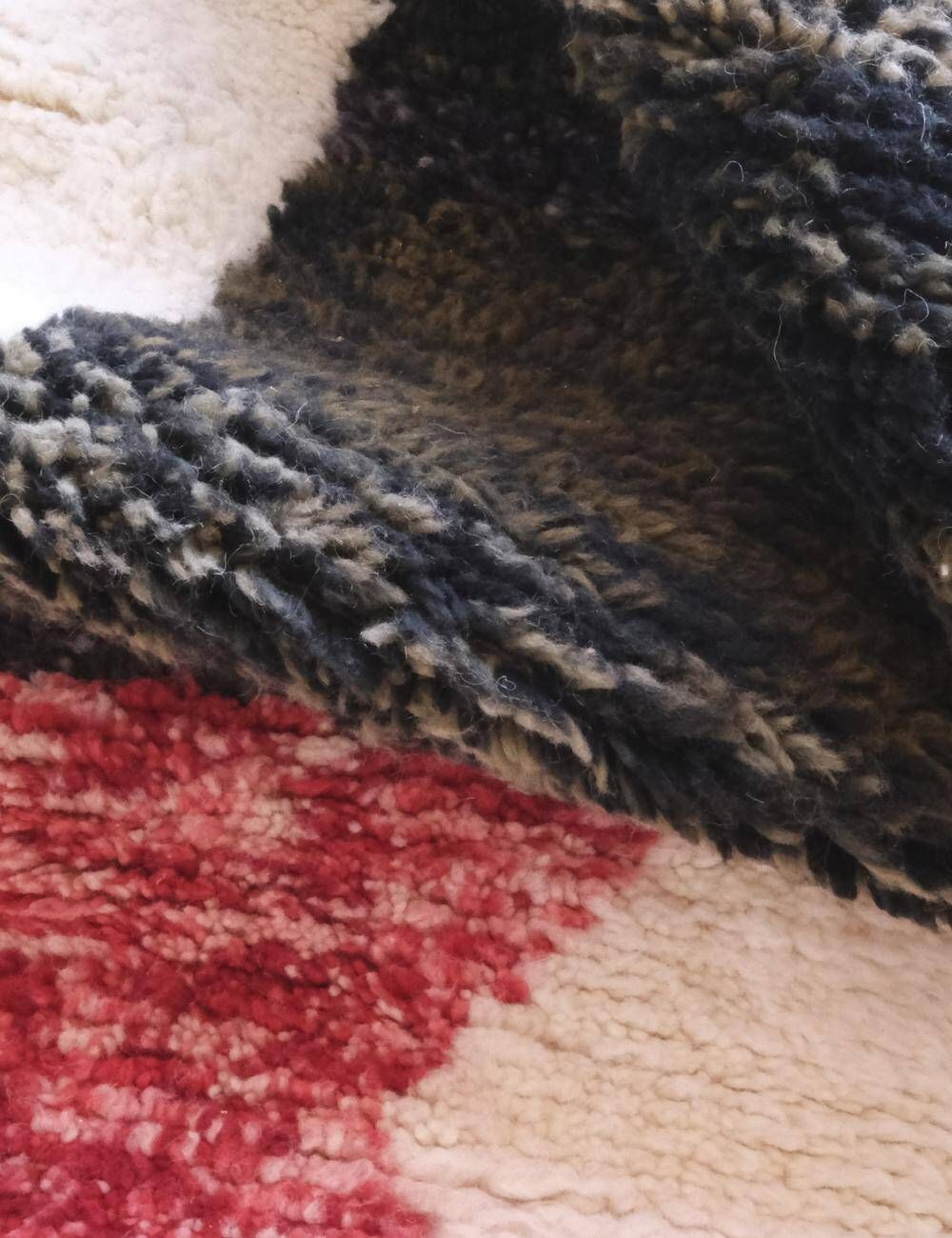 Tapis Contemporain Berbère - 254 x 177 cm