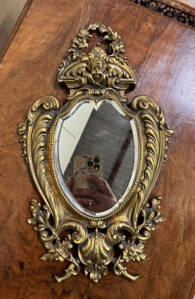 Miroir au putto style Louis XV Rocaille en bronze doré