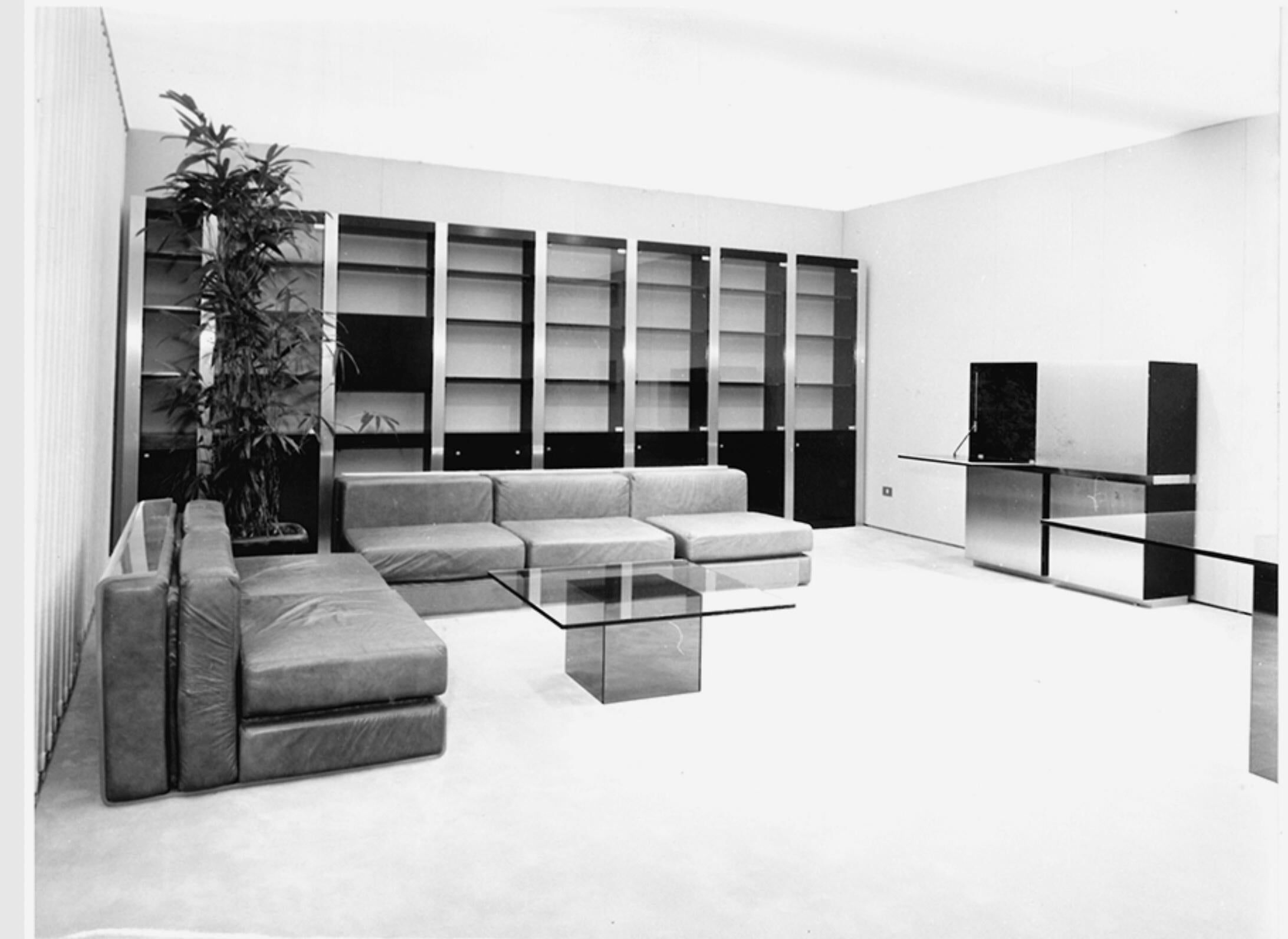 Rare modular Lucite canapé by Roberto Monsani for Acerbis, Italy 1975