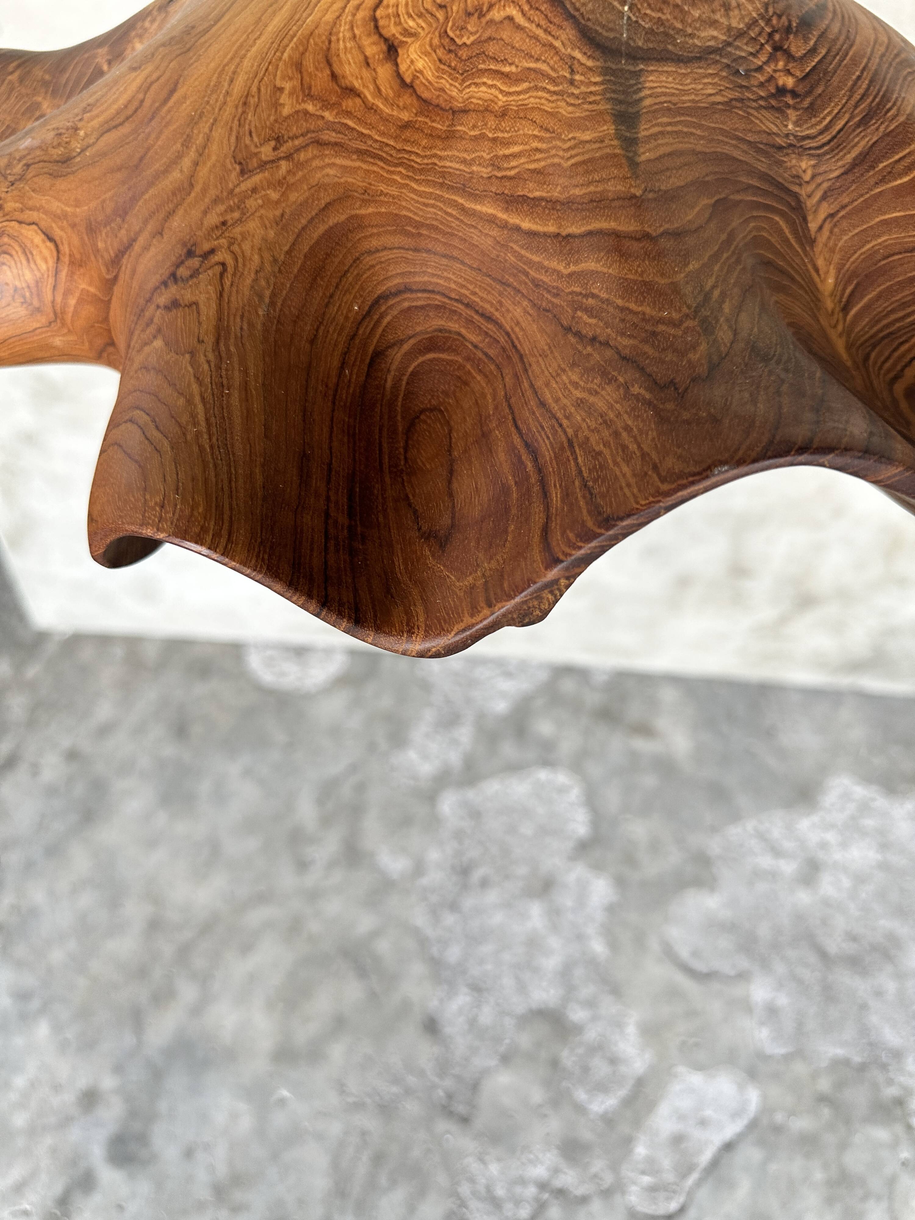 Large pendant light in corrugated teak leaf (Large D:60 H:20)