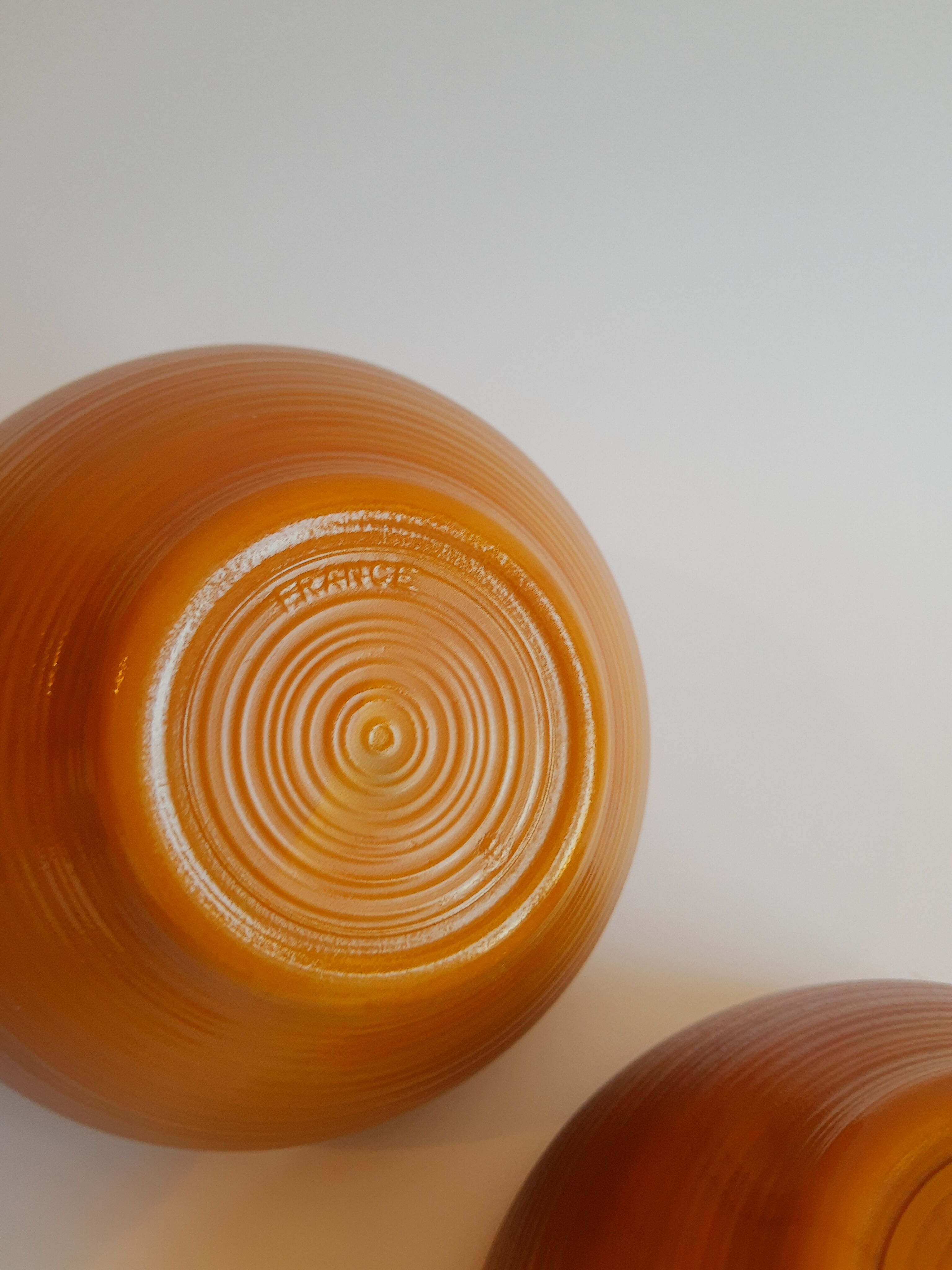 Duo of brown bowls Arcopal model Vintage volcano