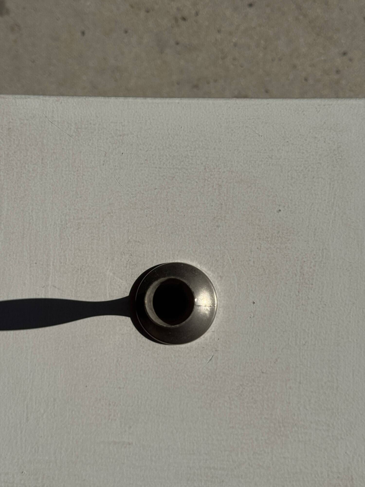 Vase soliflore vintage en métal gris à pied évasé H17 D6