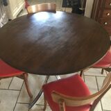 Round table from the 70's chrome and wood