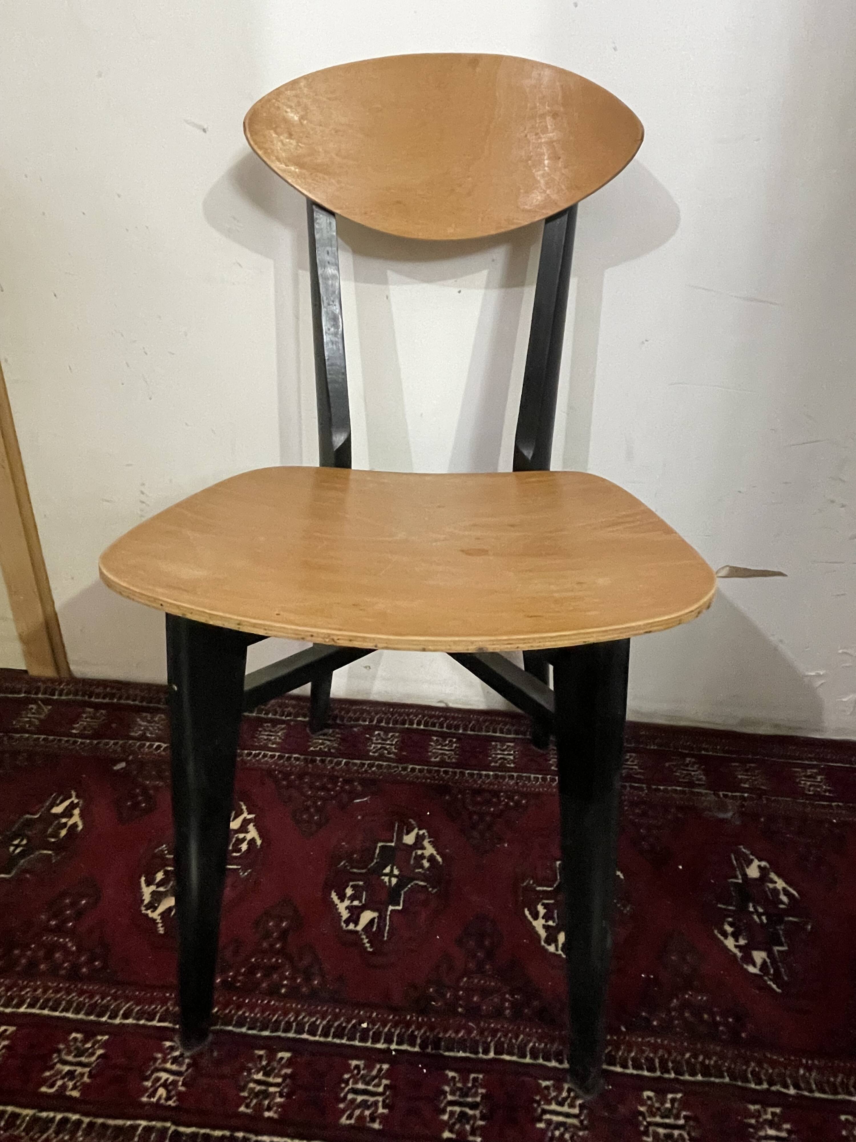 4 Scandinavian chairs type Kneuzzargenstull