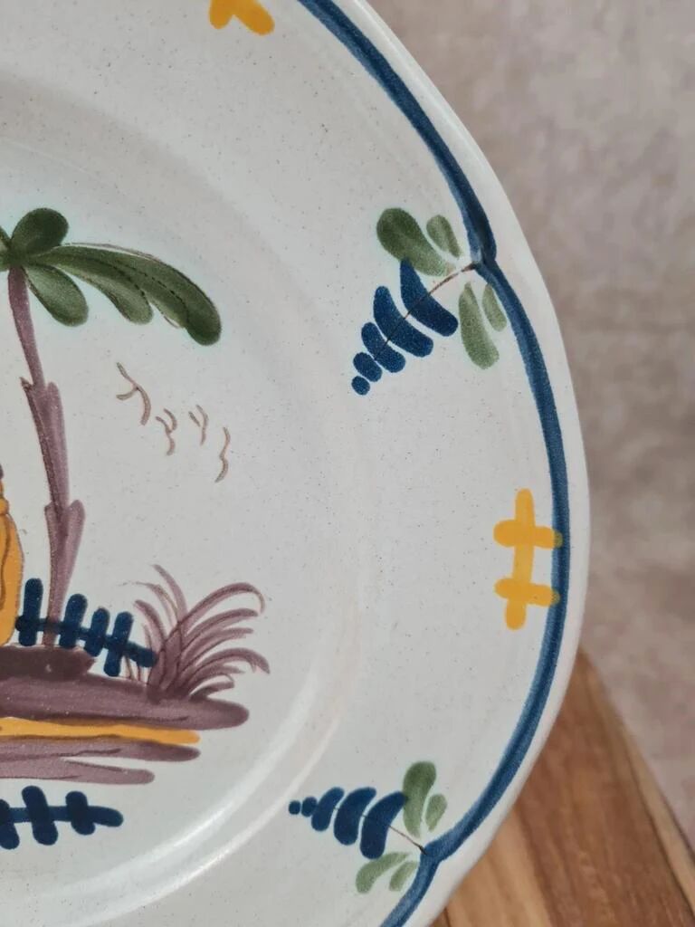 Plate Faïencerie de Pornic