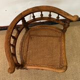 Corner chair canned