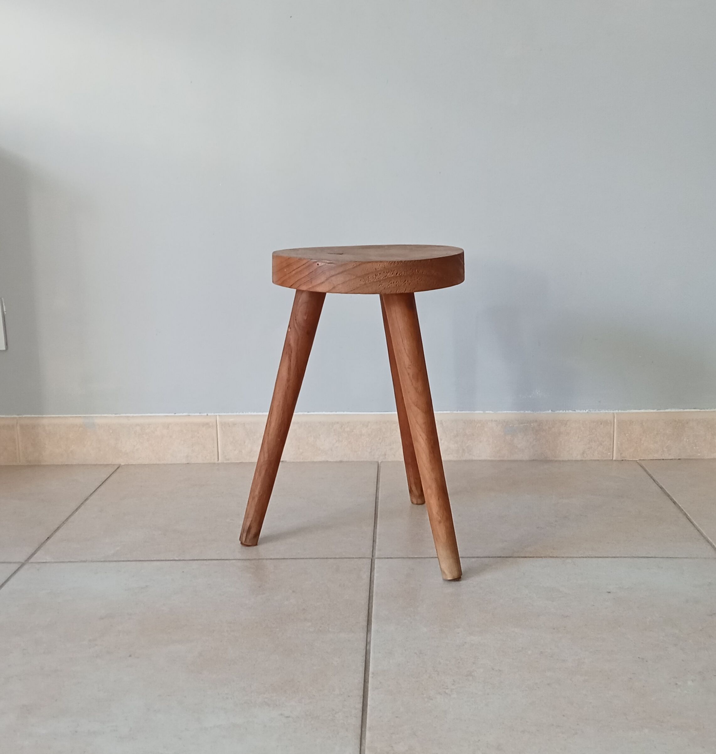 Vintage tripod stool 60s/70s