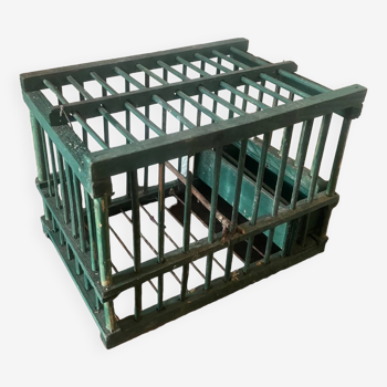 cage à oiseaux ancienne en bois et peinte en vert