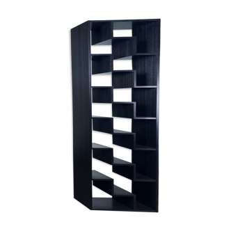 Wall cabinet in black