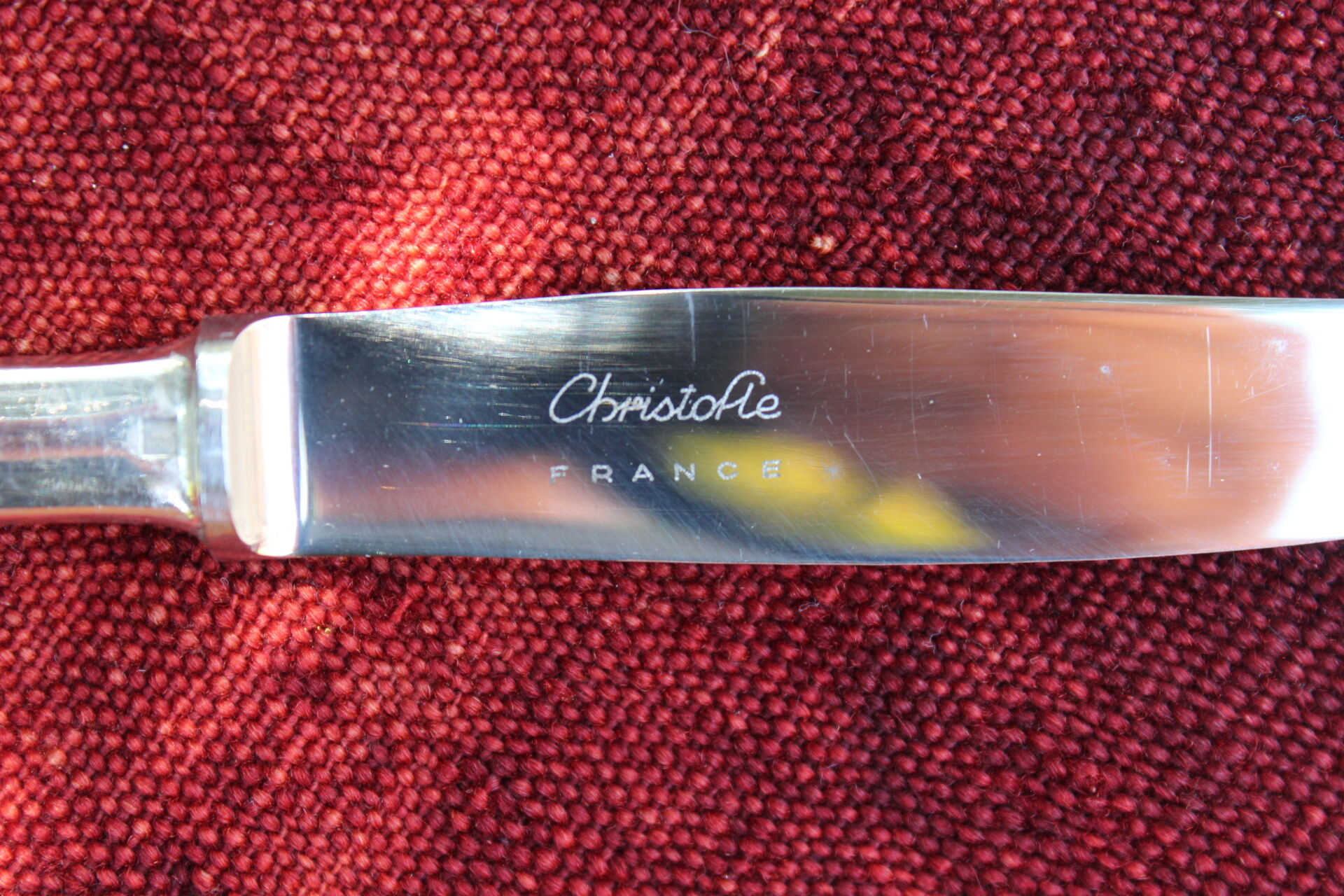 Christofle modele Dax 12 table knives and 12 dessert knives