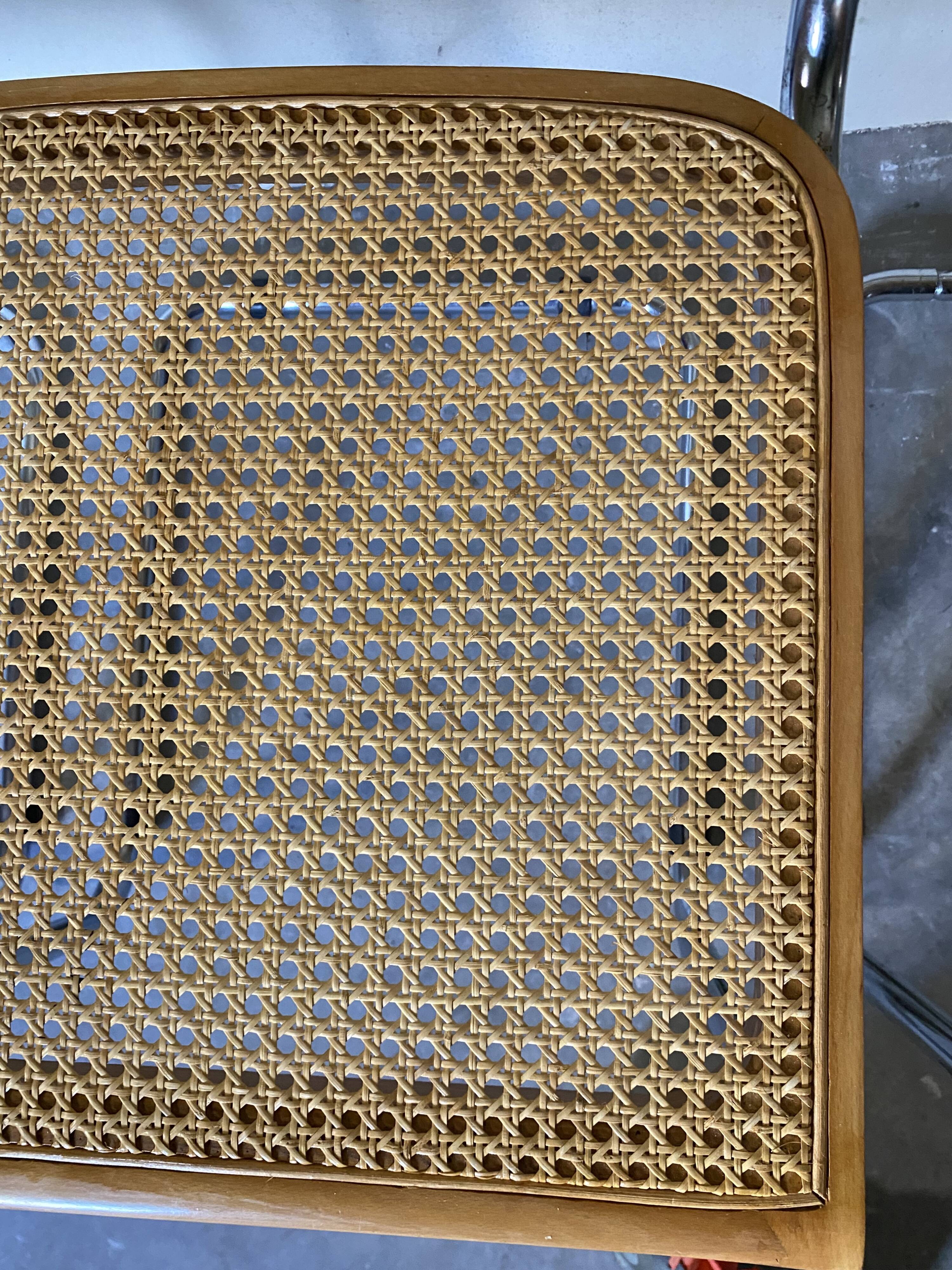 Série de quatre chaises B32 Marcel Breuer