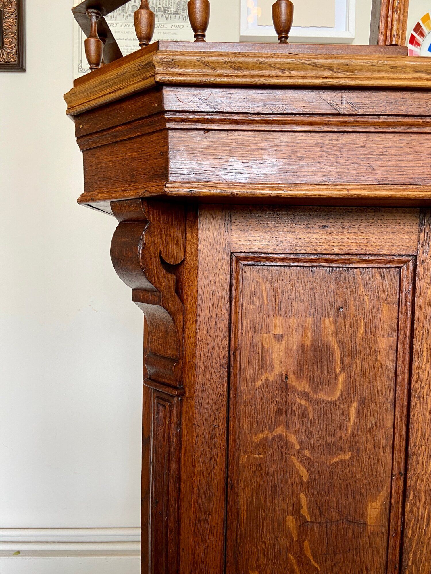 Counter, reception furniture in solid wood early twentieth century