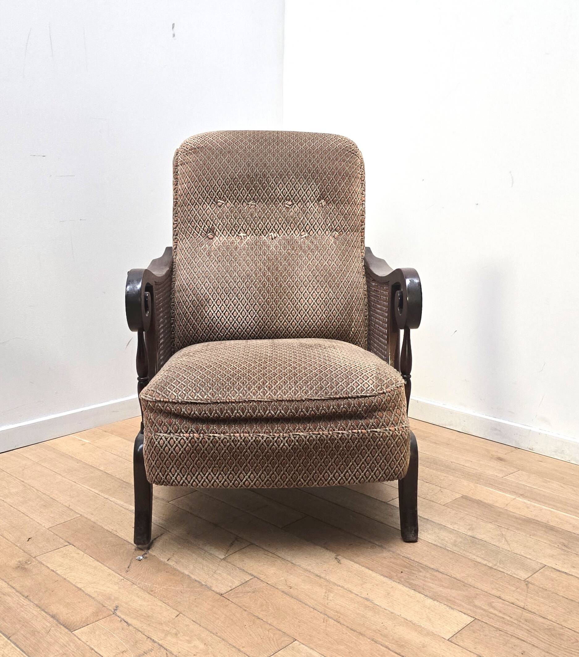 Vintage English style armchair