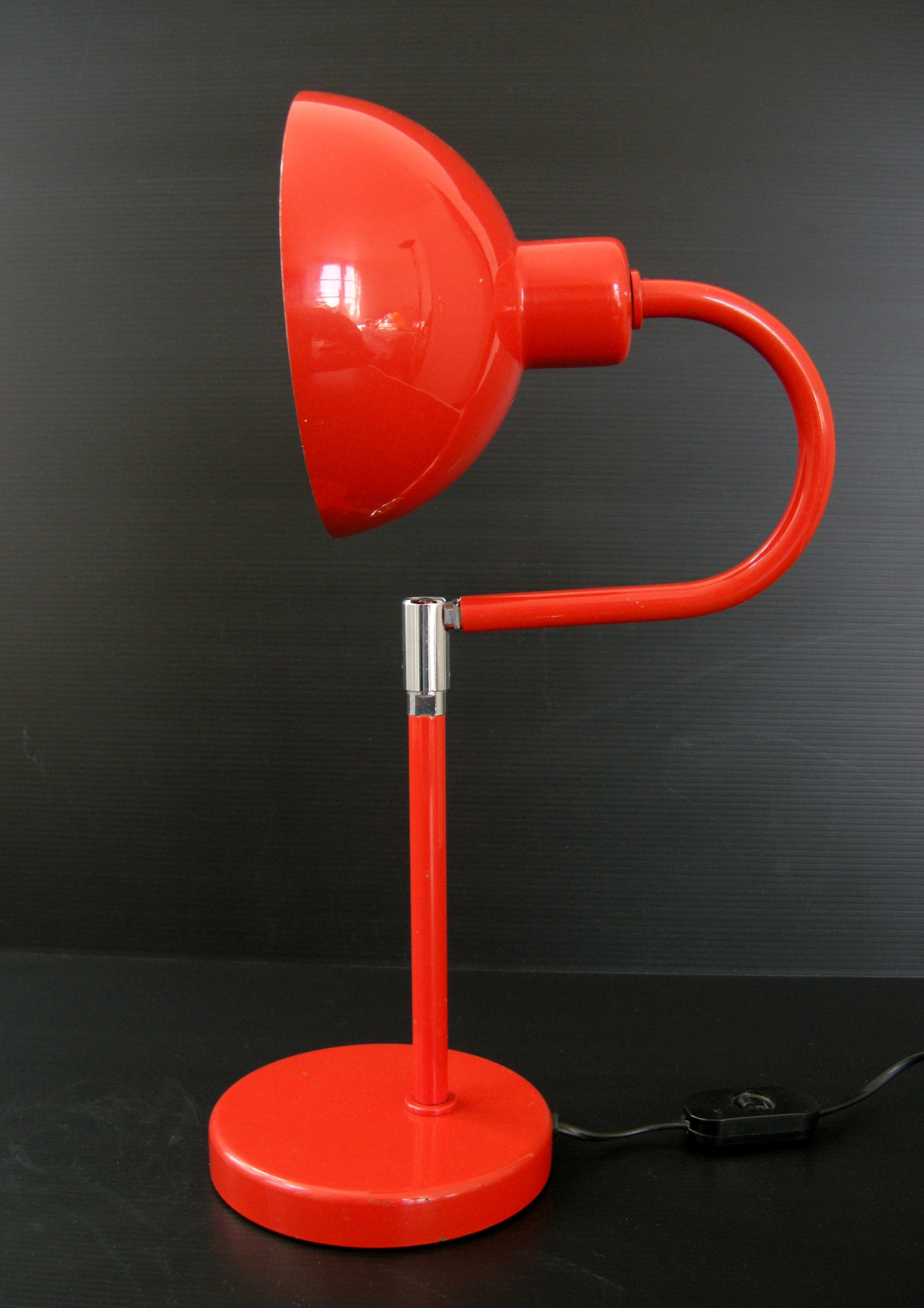Lampe vintage 1970 métal laqué