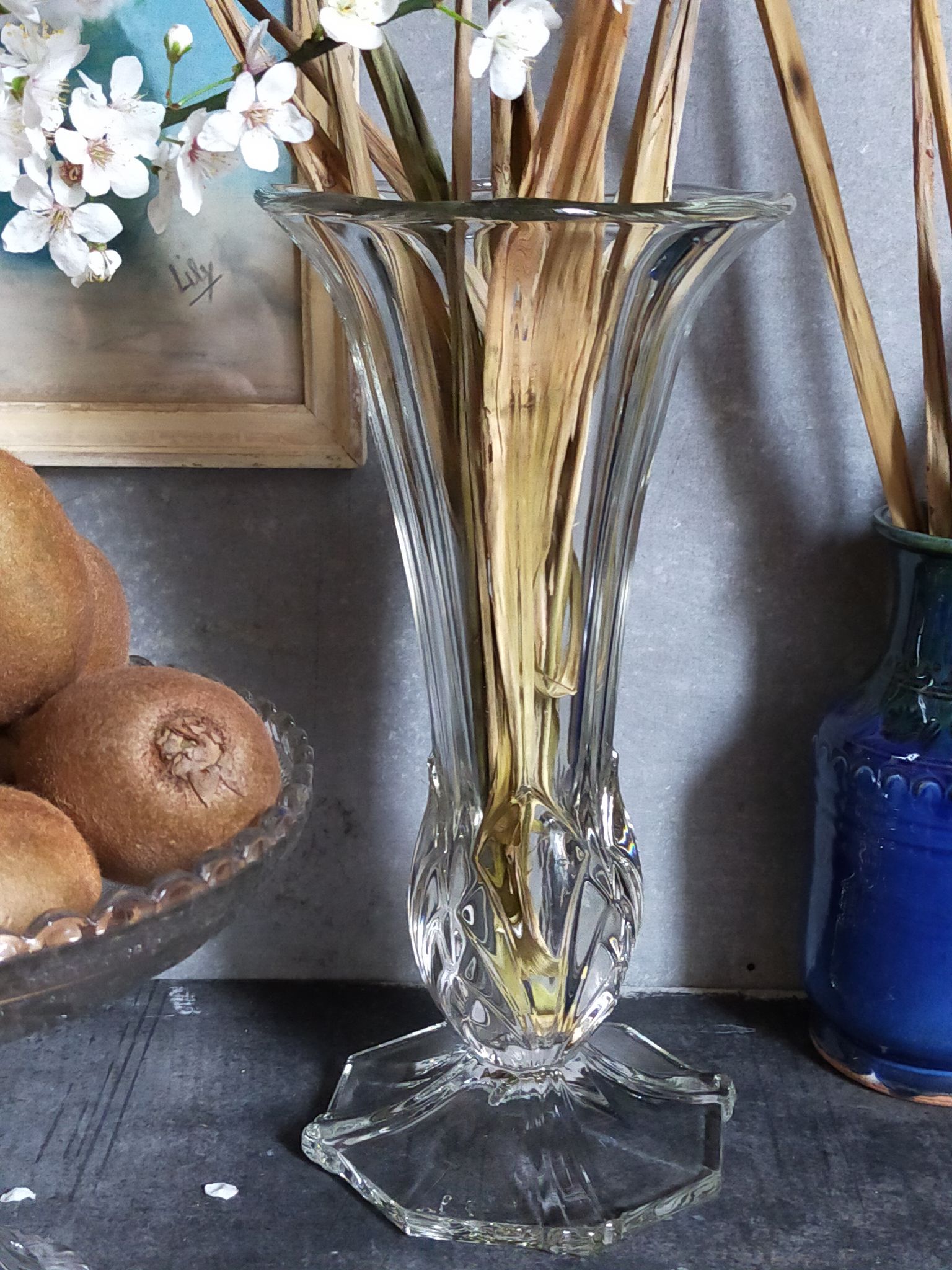 Art-Deco high foot vase in molded crystal early twentieth century