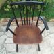 Paire de fauteuils anciens en bois