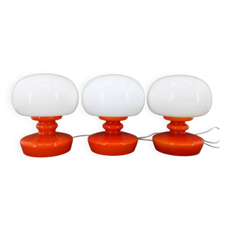 Ensemble de trois lampes de table en verre opalin Stepan Tabery des années 1970, Tchécoslovaquie