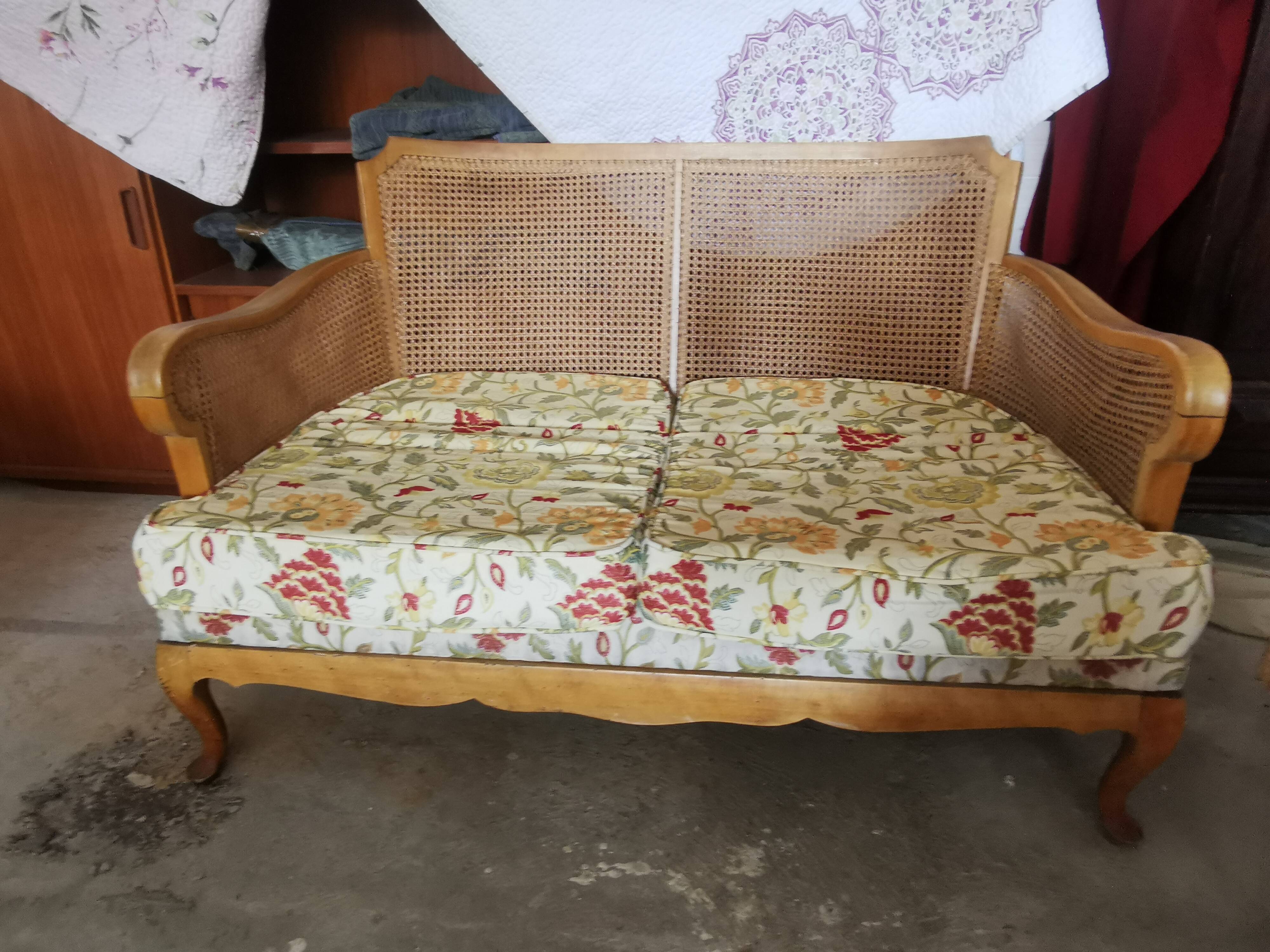 Vintage English sofa in caning