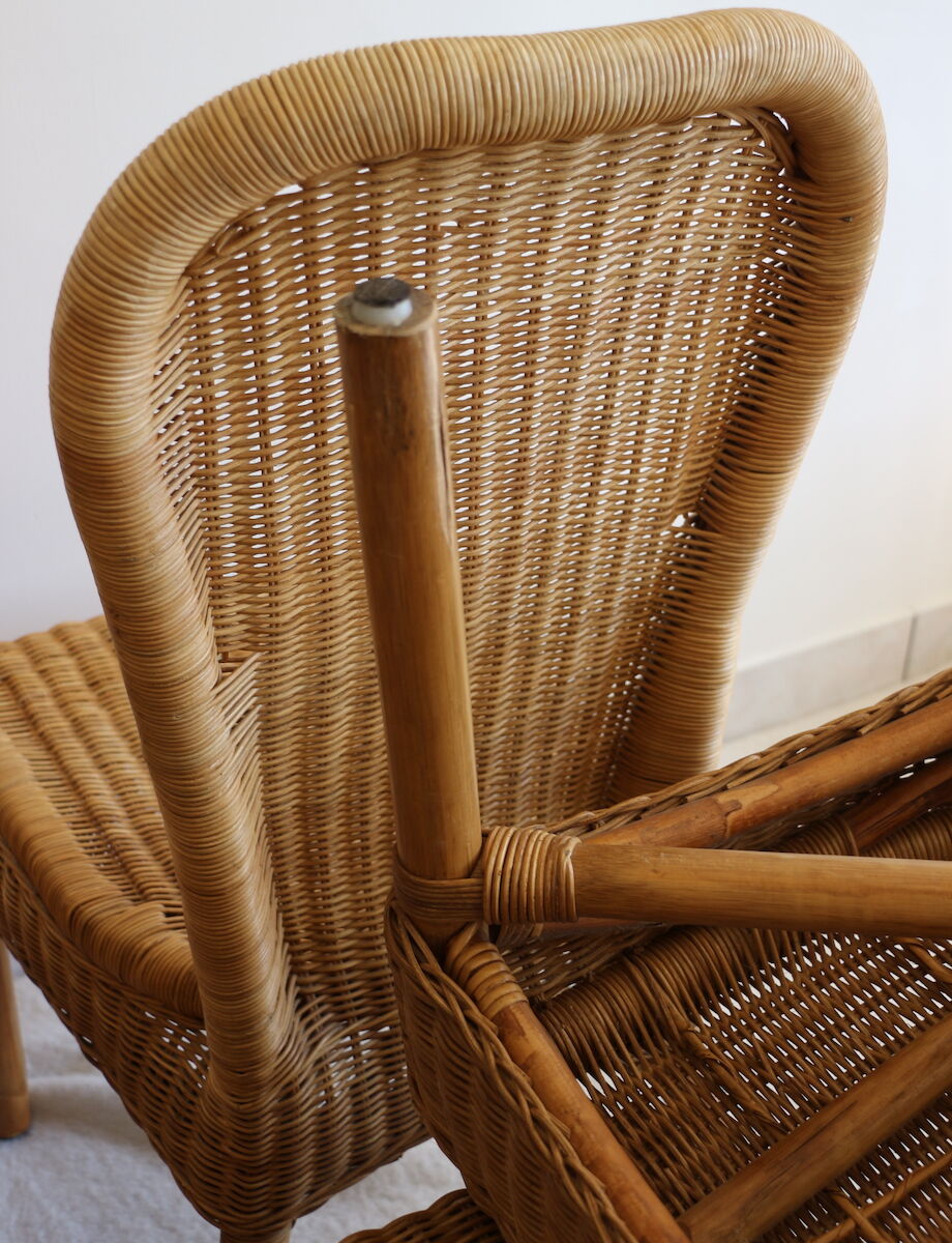 4 rattan chairs