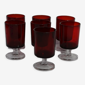 7 verres à porto rouge Luminarc H 9,5 cm