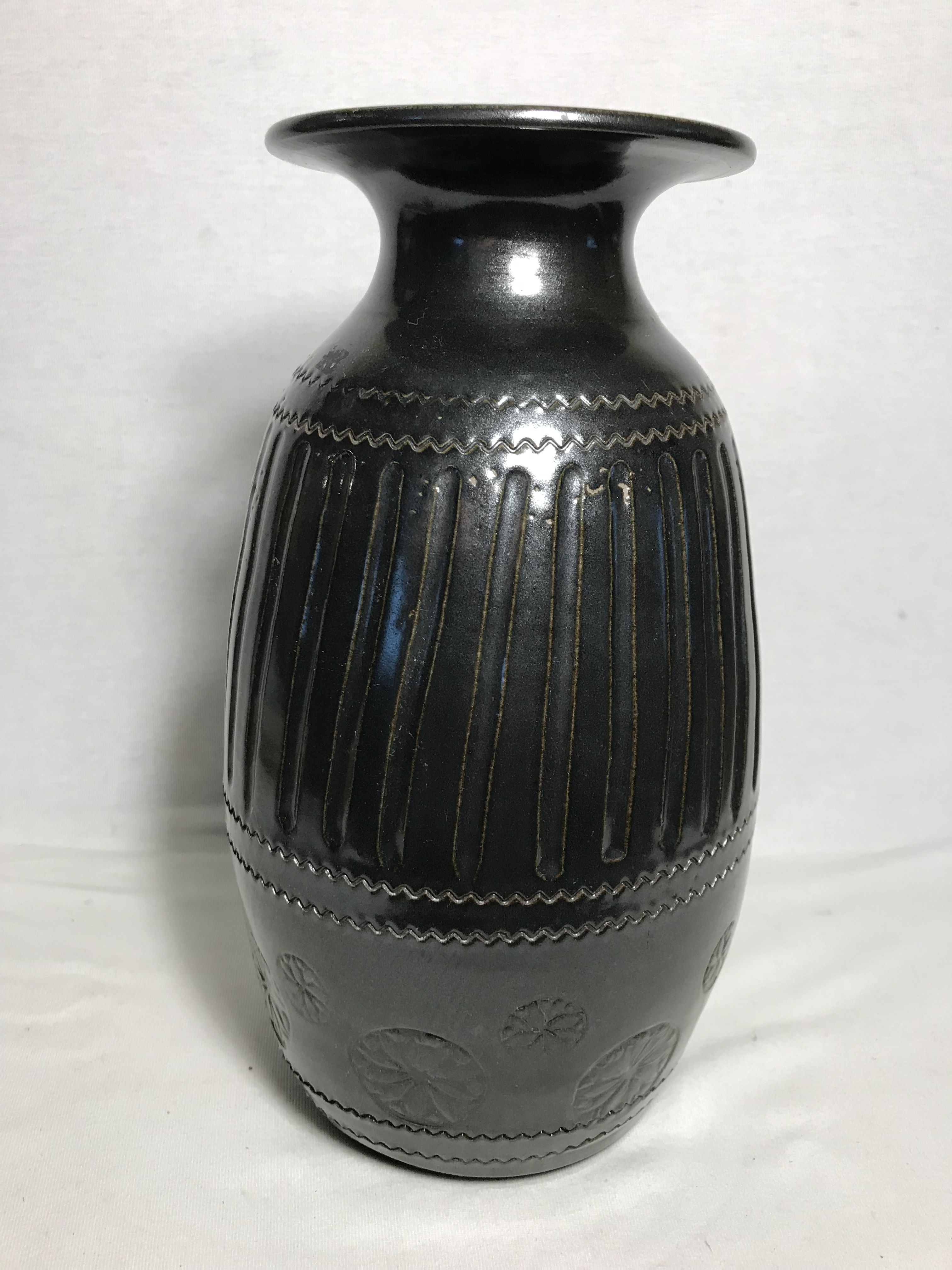 Former Hohwiller carved black stamped & signed 1989 vintage ceramic vase