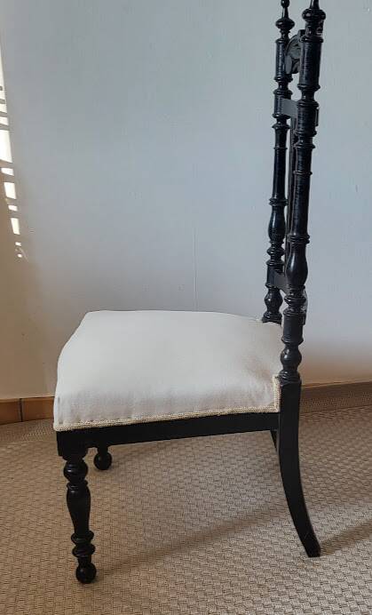 Napoleon III chair