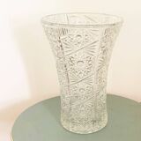 Vase en verre ciselé