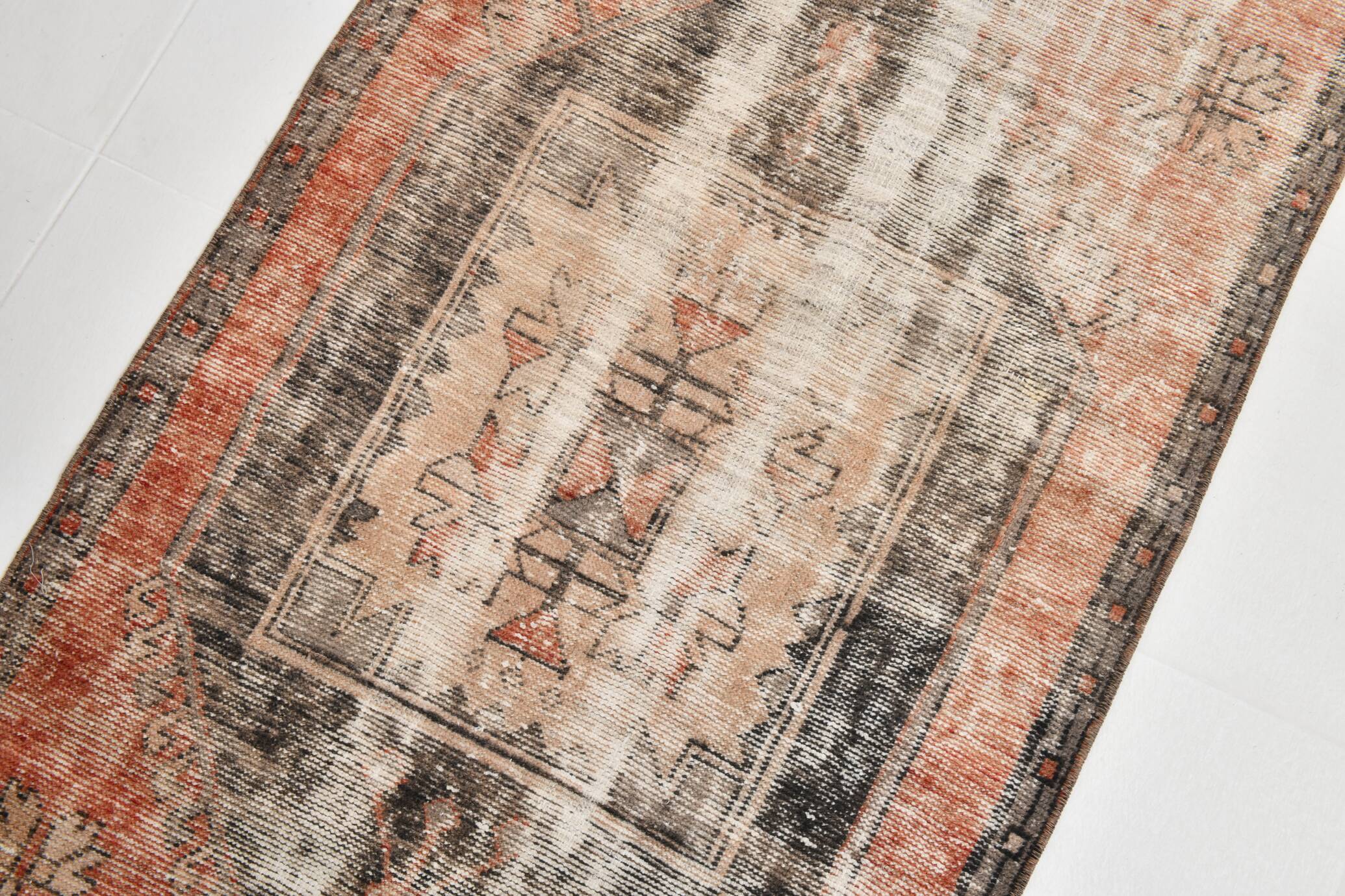 3x10 Pale Red Oriental Persian Runner Rug 86x313Cm SK 22156