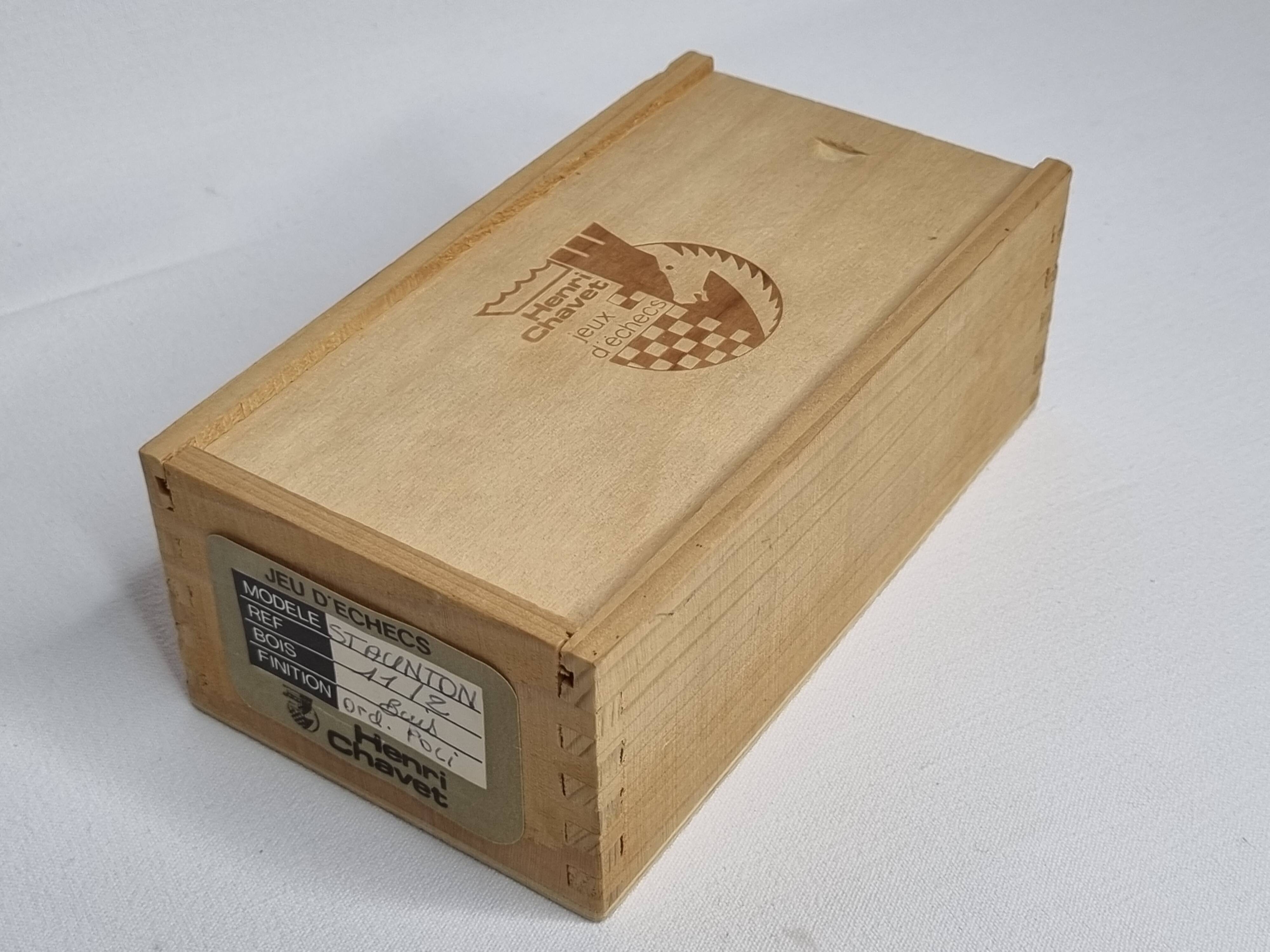 Jeu d'échecs en bois Henri Chavet modèle Régence