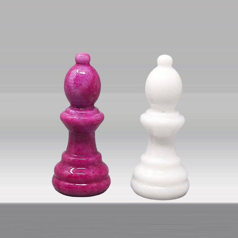 Superbe jeu d'échecs rose et blanc des années 1970 en albâtre de Volterra fabriqué à la main en Italie