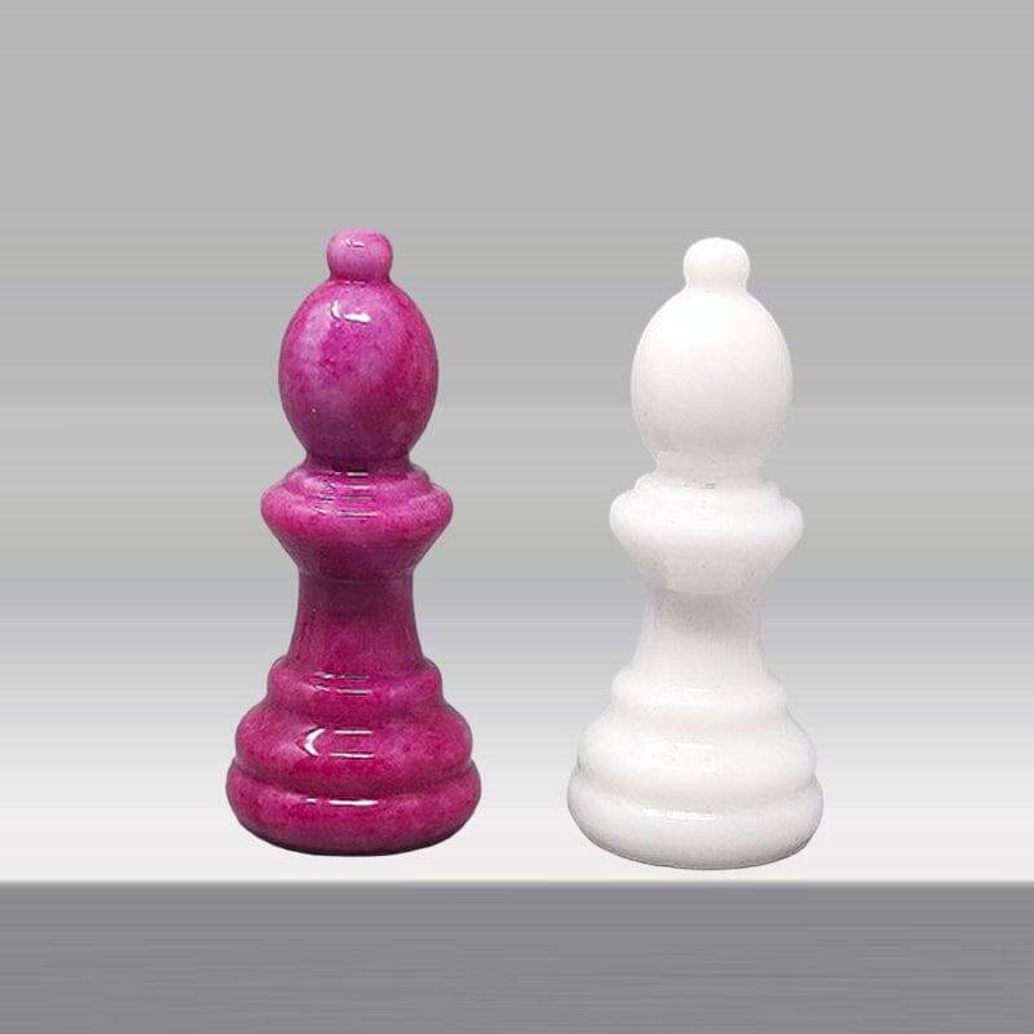 1970s Stunning Pink and White Chess Set in Volterra Alabaster Handmade Made in Italy