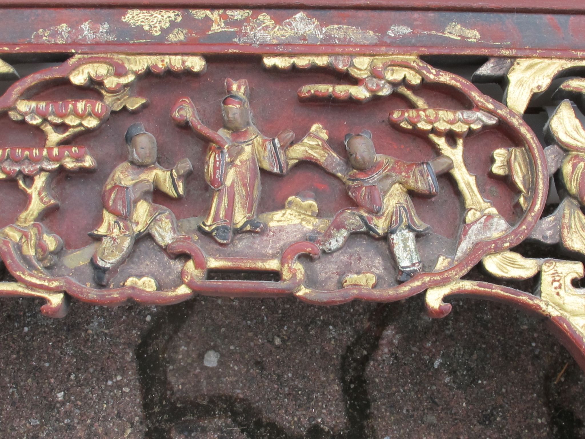 Ancienne tête de lit chinois en bois sculpté