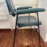 Chair Pierre Paulin CM197