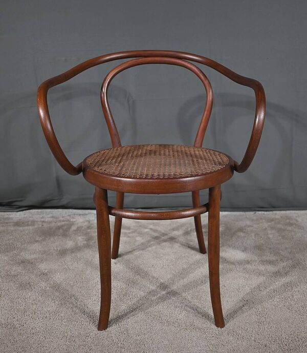 Fauteuil en Bois Courbé par Jacob & Josef Kohn – 1900