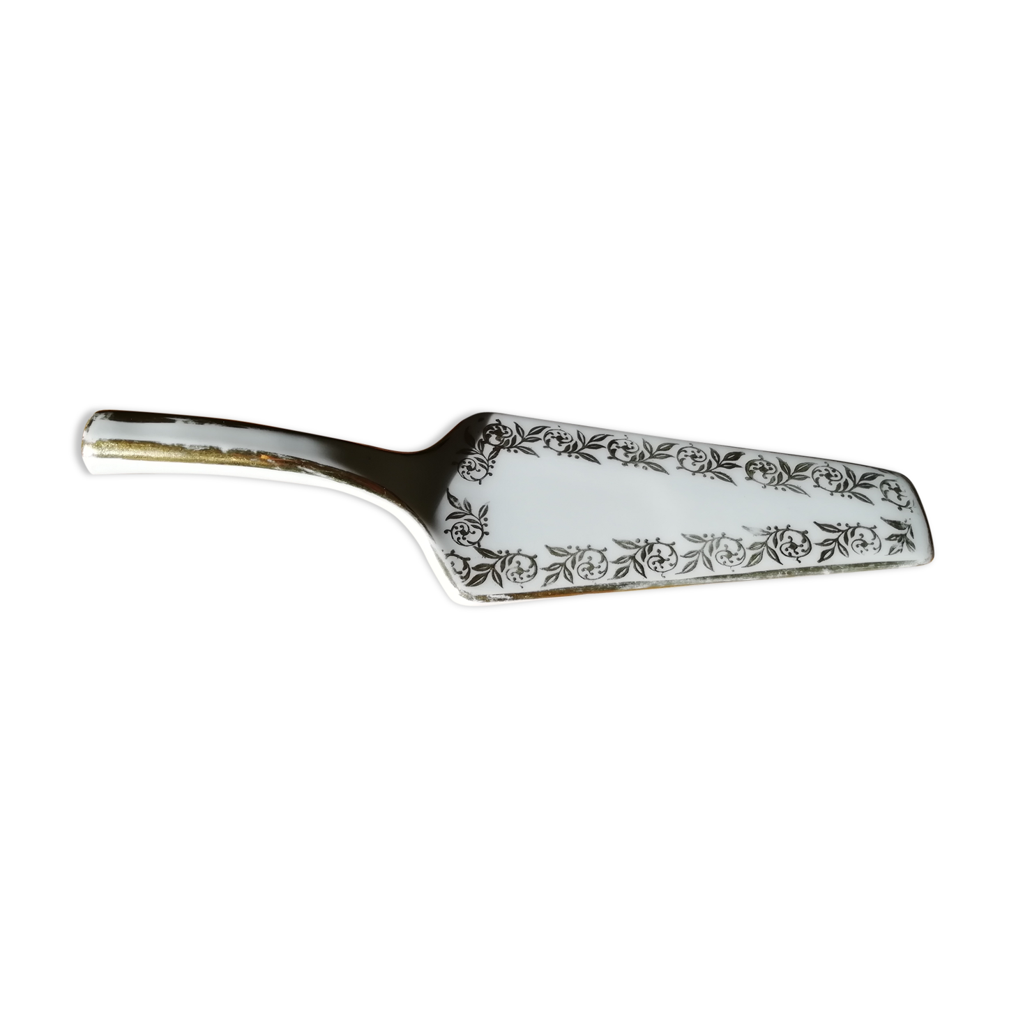 Porcelain pie shovel