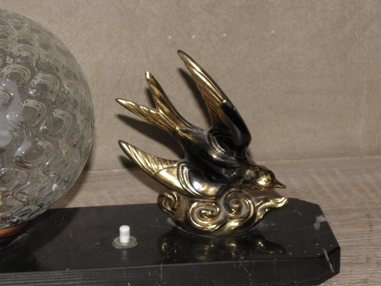 Art Deco marble figurine table lamp