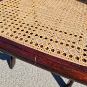 Lot de 2 chaises pliantes en bois et cannage