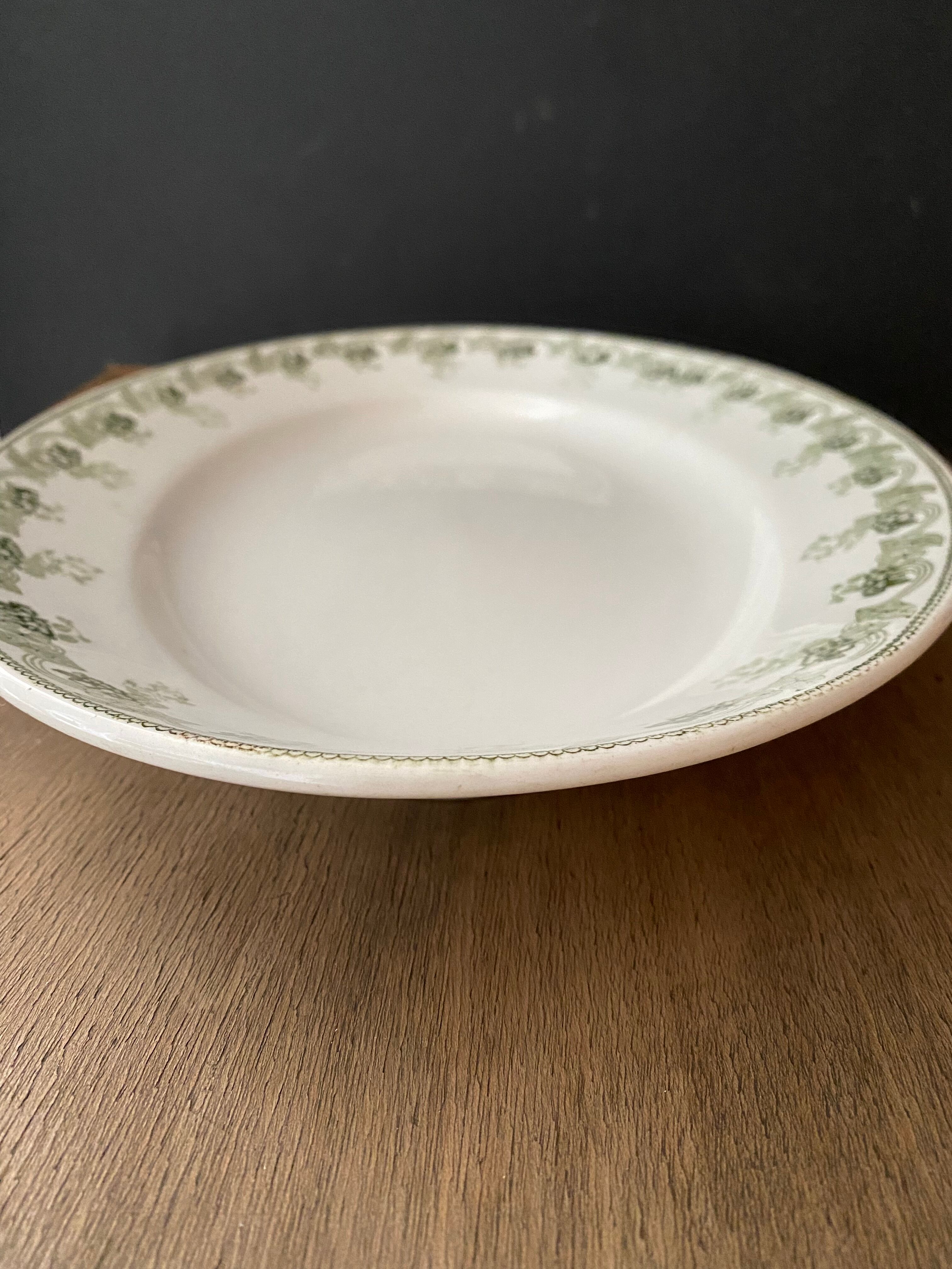 Moulin de Lou earthenware oval dish
