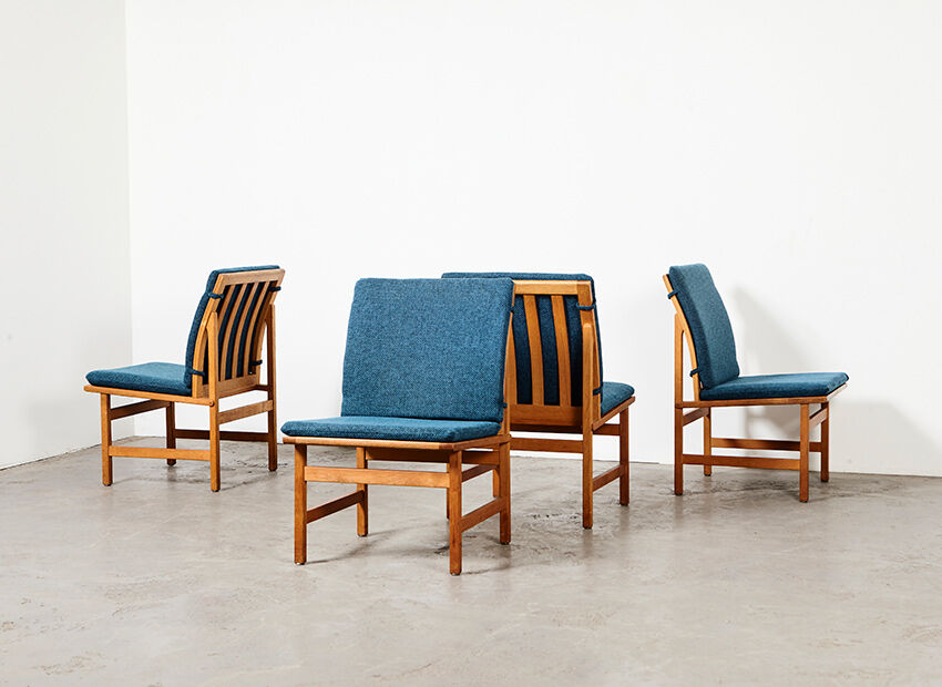 Set of 4 dining chairs model 3232 by Borge Mogensen for Fredericia Denmark 1958