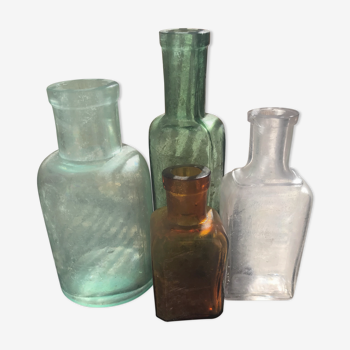 Lot of vintage bottles